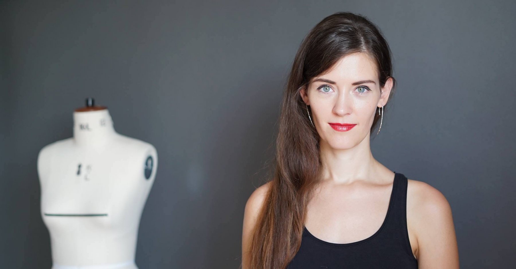 Capsule Wardrobe Youtuberin Justine Leconte erklärt den Trend Qiio